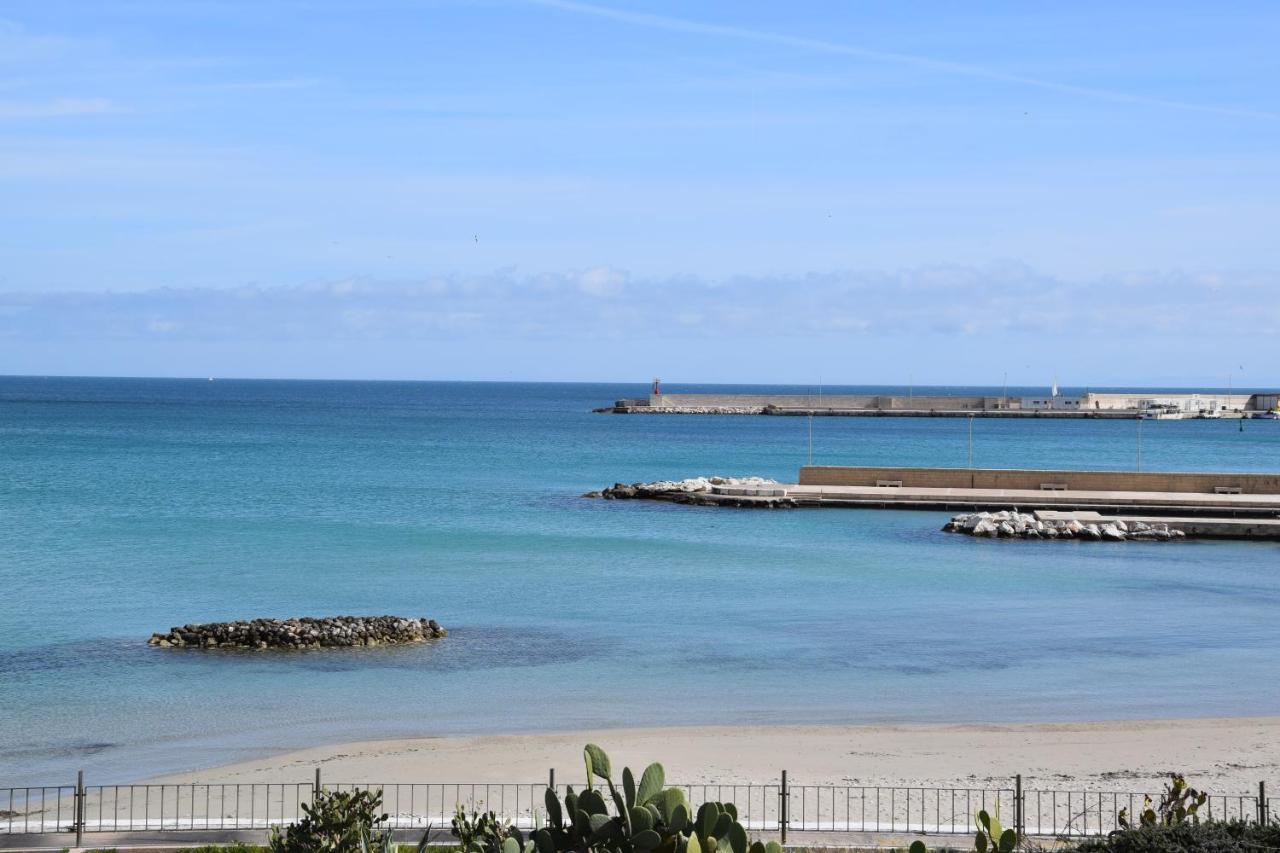 Hotel Profumo Di Mare Otranto Bagian luar foto