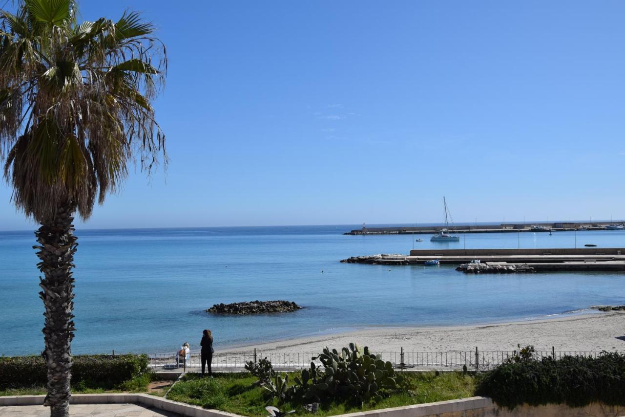 Hotel Profumo Di Mare Otranto Bagian luar foto