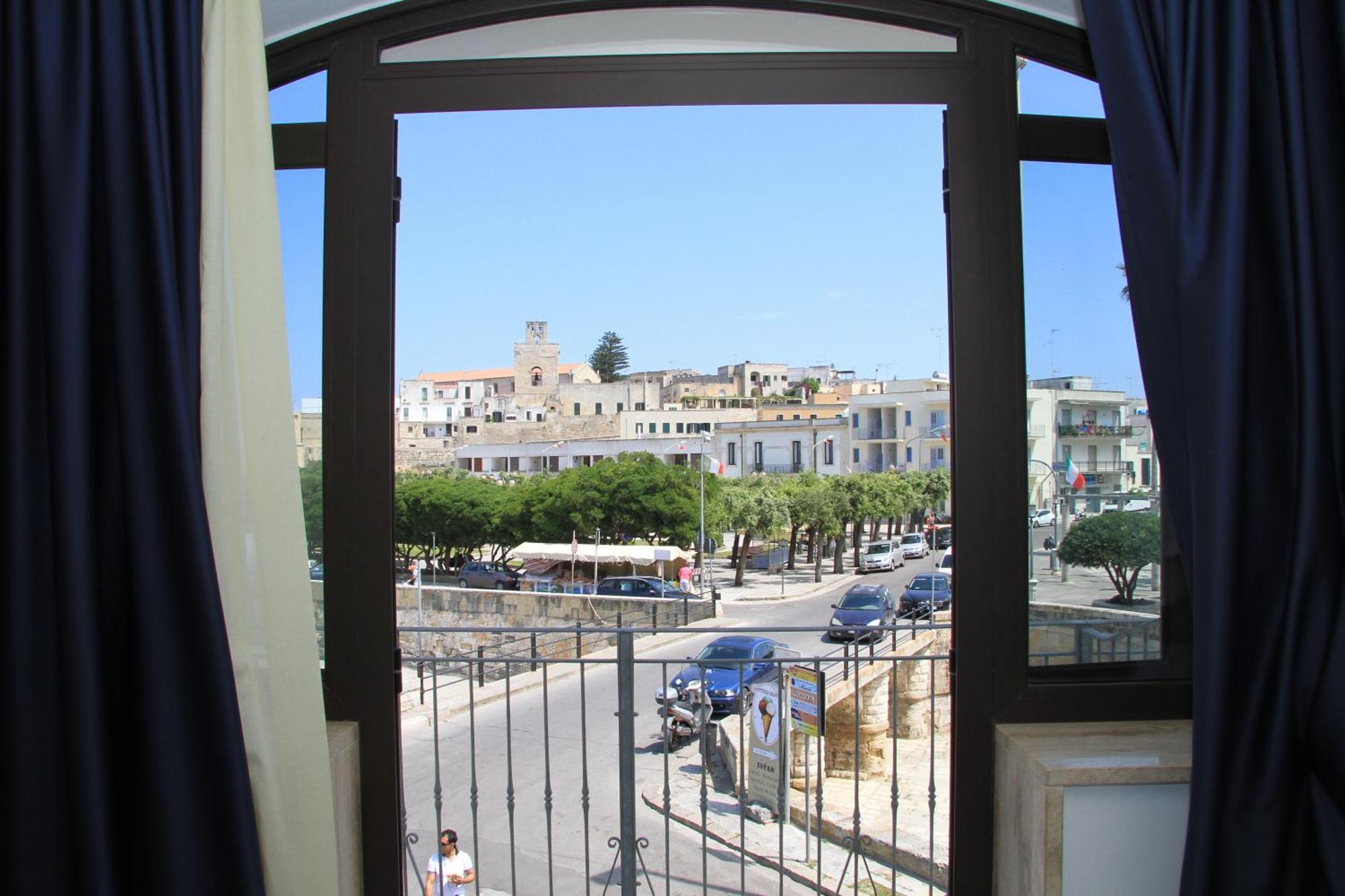 Hotel Profumo Di Mare Otranto Bagian luar foto